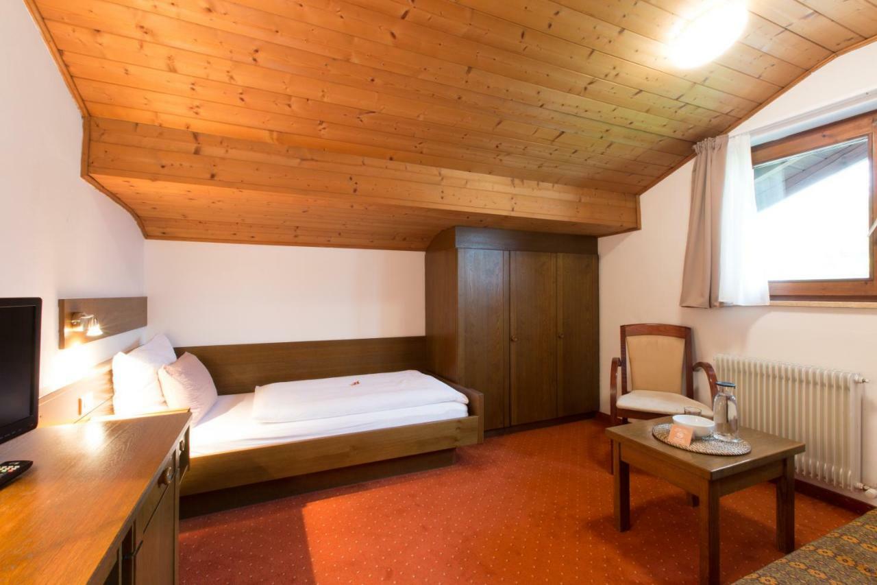 Hotel Sankt Urban 3*